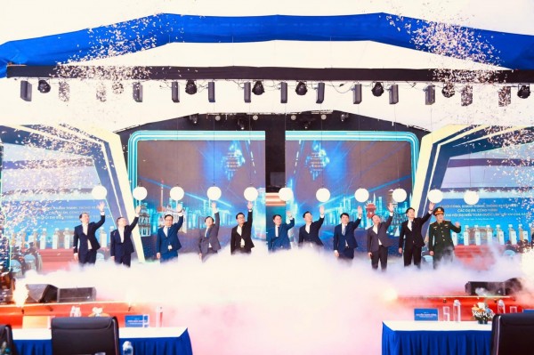 Khởi công Dự án đường sắt đô thị thành phố Hà Nội, Tuyến số 5, Văn Cao - Ngọc Khánh - Láng - Hòa Lạc